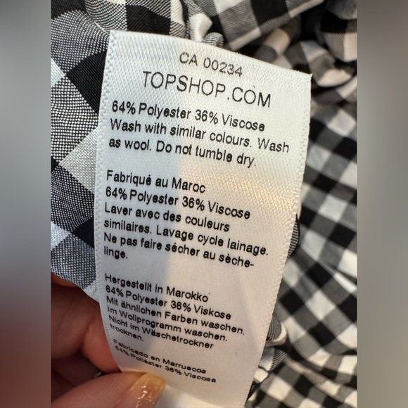 TOPSHOP Black White Gingham Plaid Print Flare Long Sleeve Crop Top 10 NWT - Picture 9 of 9